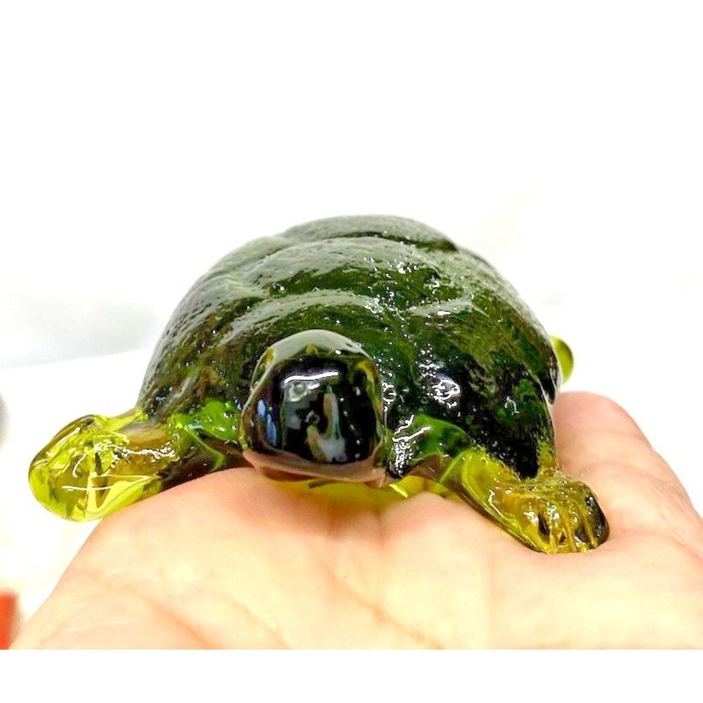 Vintage Hand Blown Art Glass Green Turtle Paper weight Unique